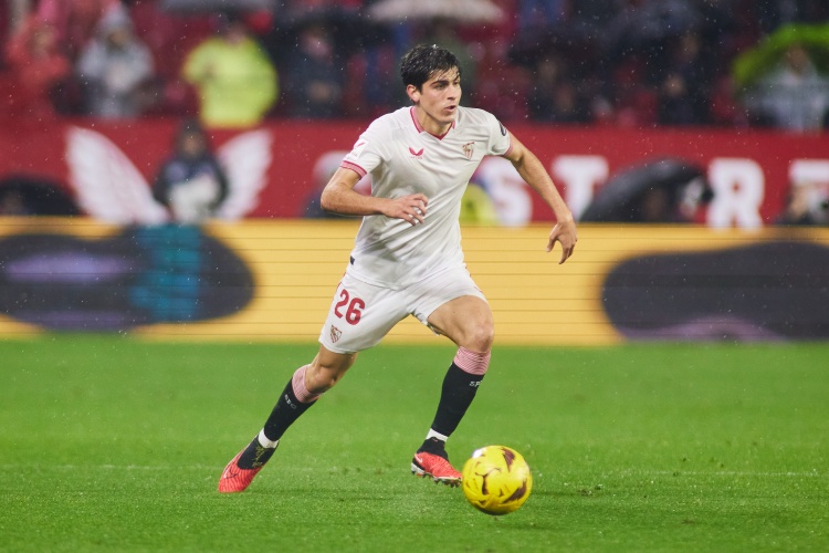 开云体育-罗马诺：那不勒斯对签下胡安卢感到乐观，交易进入最后阶段